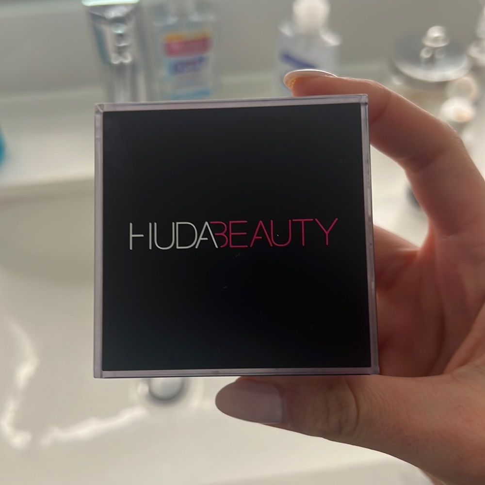 Huda beauty bake loosing setting powder